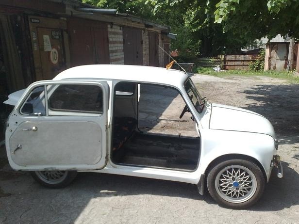 Сидіння від MAZDA 323F 1