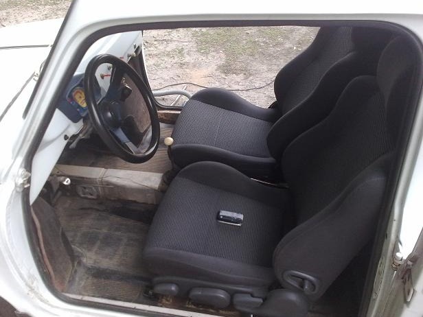 Сидіння від MAZDA 323F 3