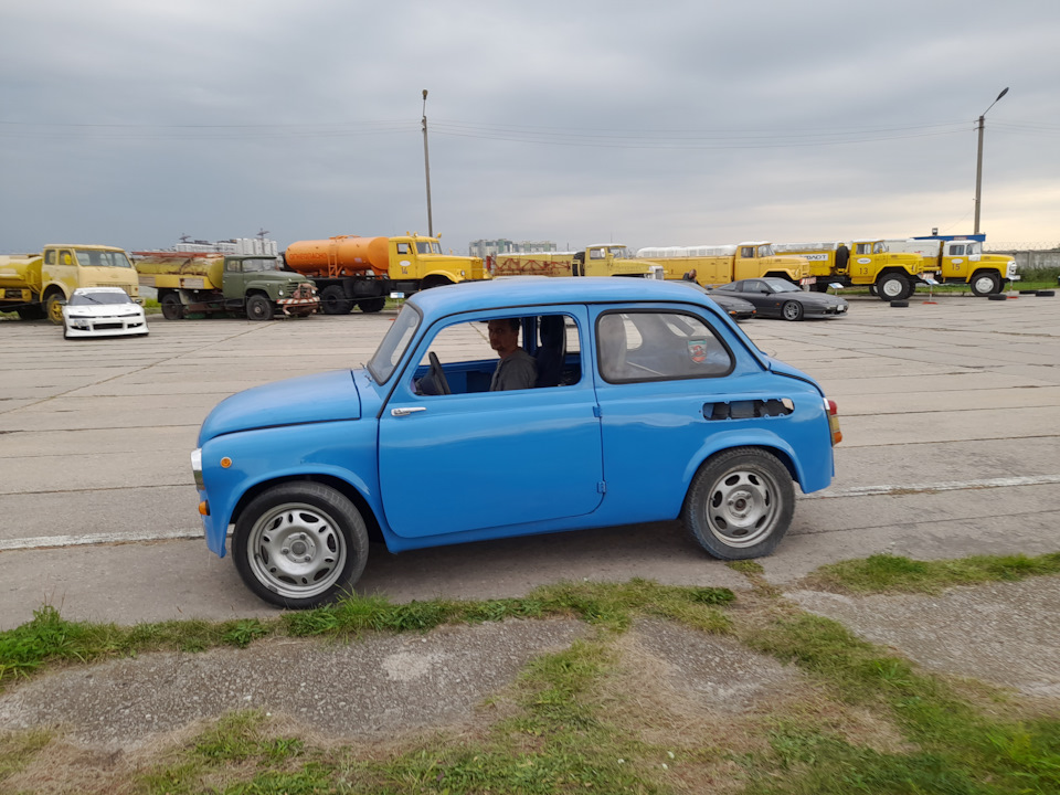 Ми виїхали на OLDCARLAND 2021 2