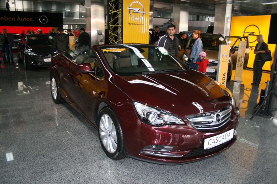 Столичне автошоу 2013 4