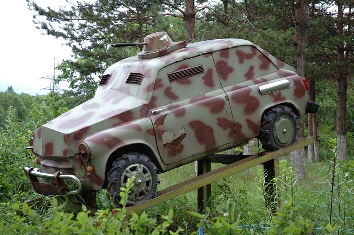 БРОНІЖУЖ))) 1