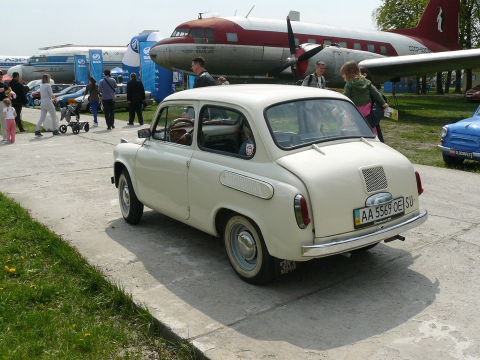 Old Car Fest-2 4