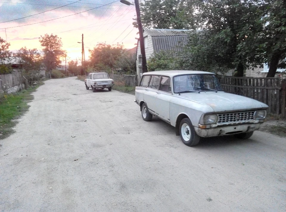Поворотний момент
