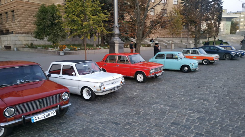 Невеликий ретро рух 3