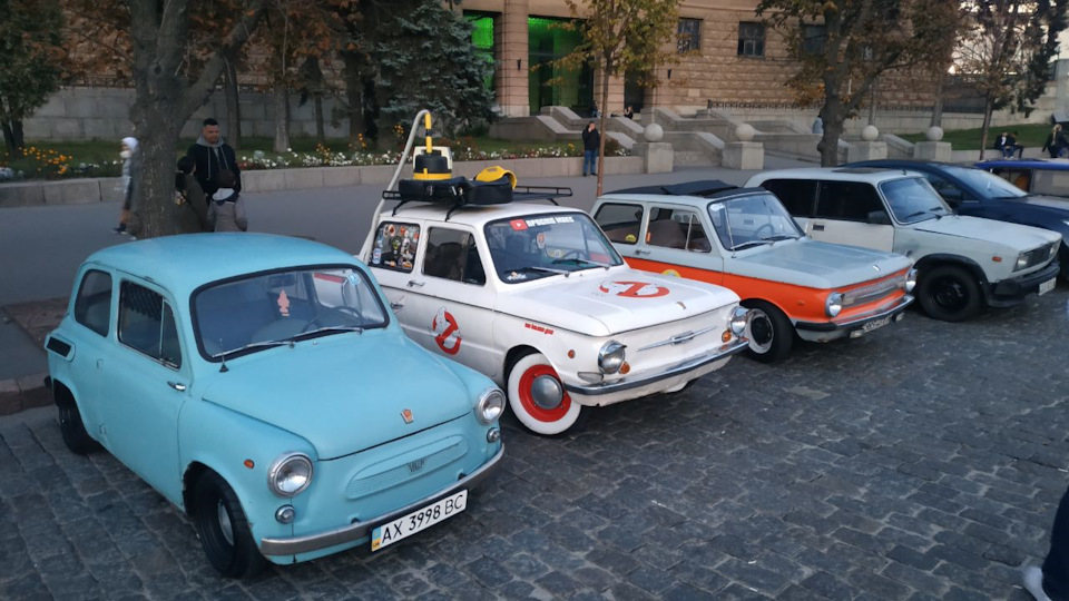 Невеликий ретро рух 1