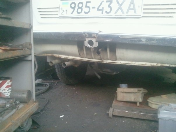 Запуск та кулемет на клеймо двигун. 3