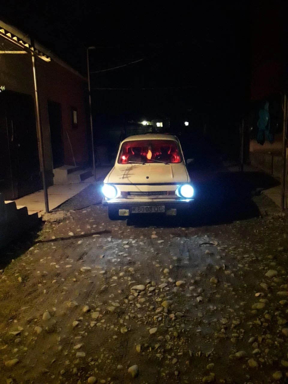 Поставив LED лампочки у габарити