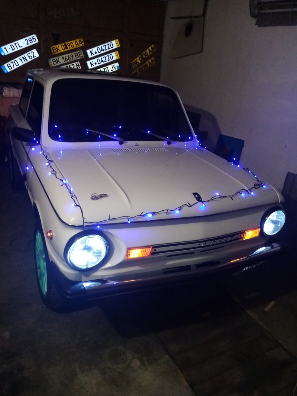 з наступаючим 2