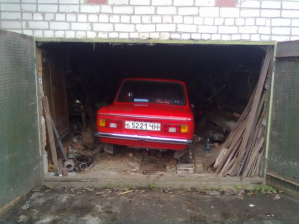 Поставити в гараж 1