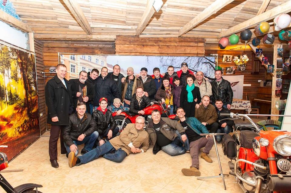 Ремонт та зустріч та подарунок 2