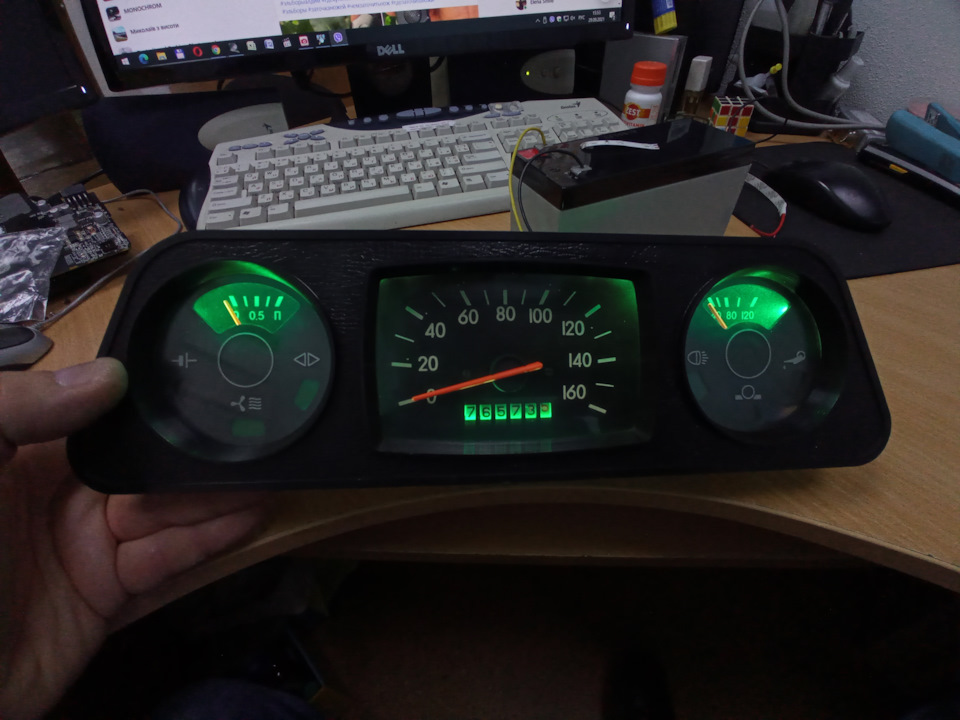LED підсвічування в приладку ЗАЗ-968. Колгоспне озеленення 3