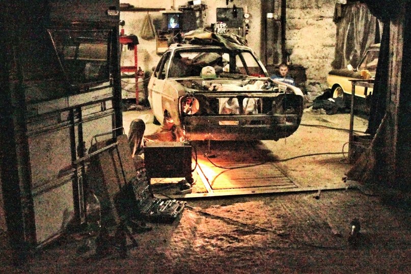 Lowville 2013 та Car Customs 2
