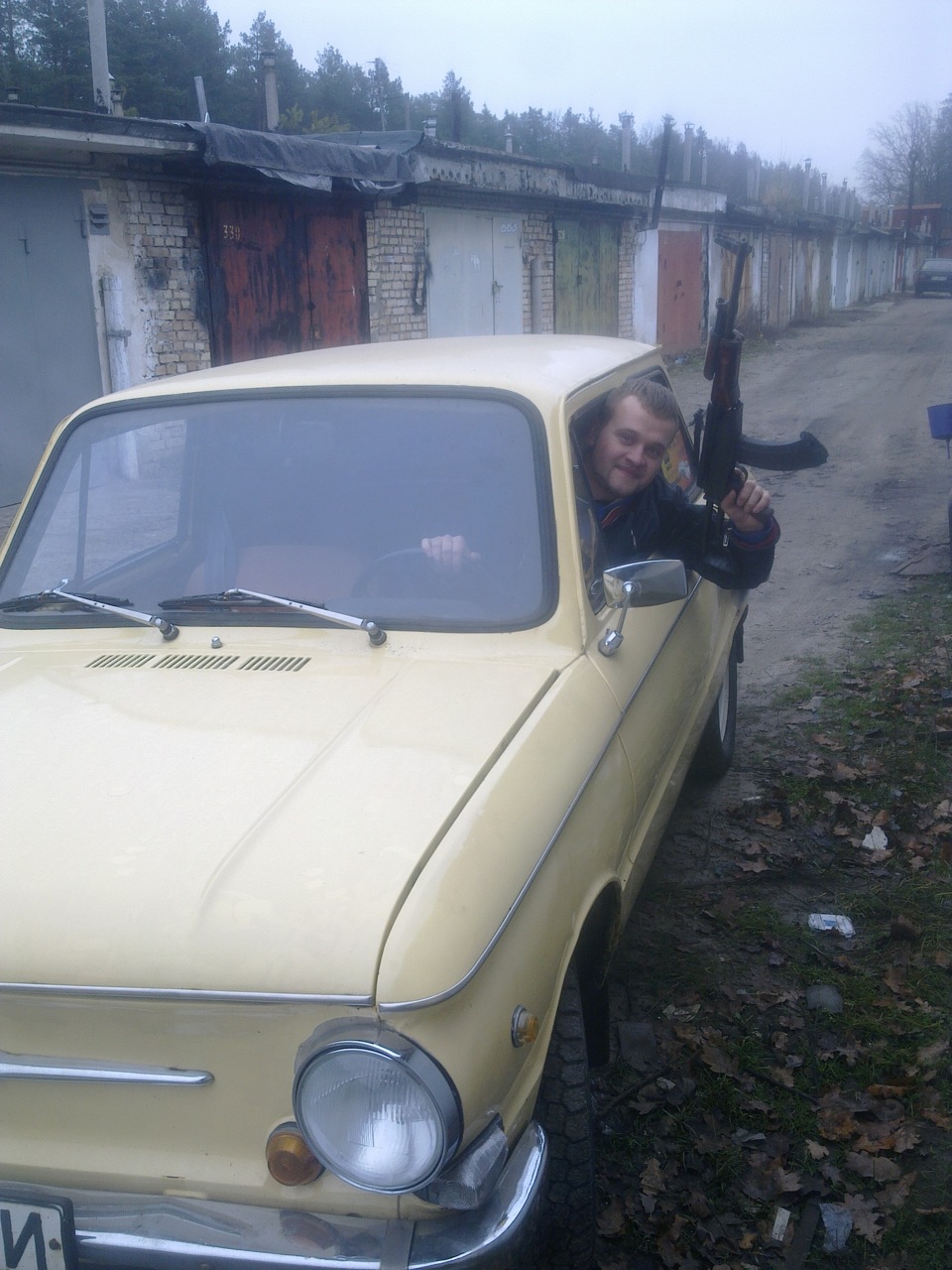 Кілька осінніх фоток з Дружком , калашем та мною)) 3