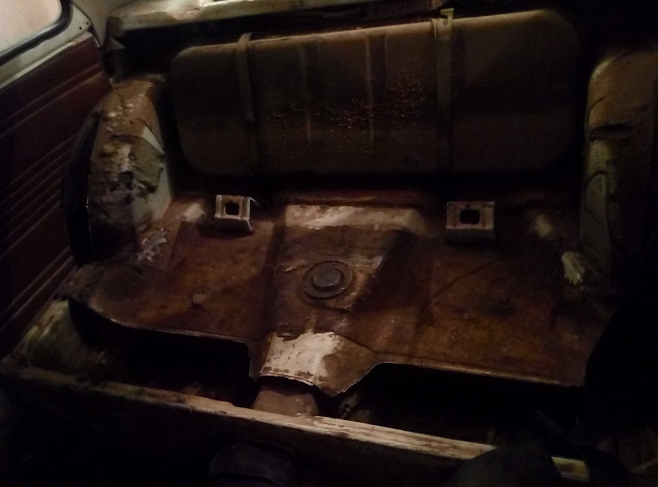 Скинув двигун, розбір салону 4