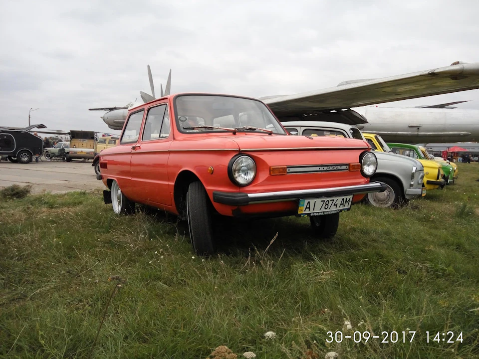 OLD CAR LAND. Осінь 2017