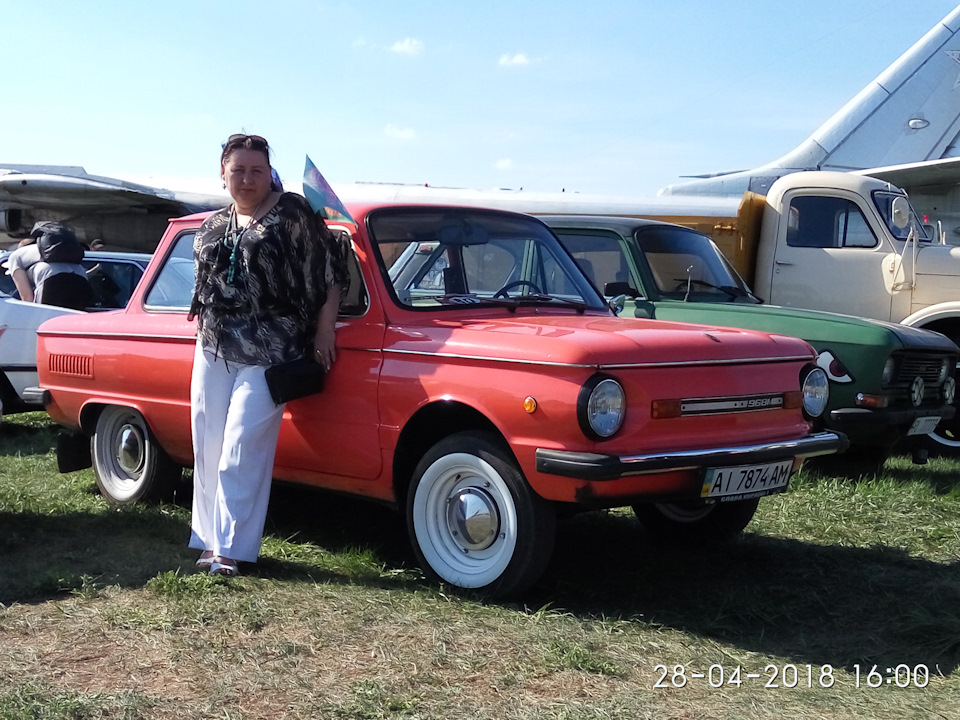 Весняний Old Car Land-2018 1