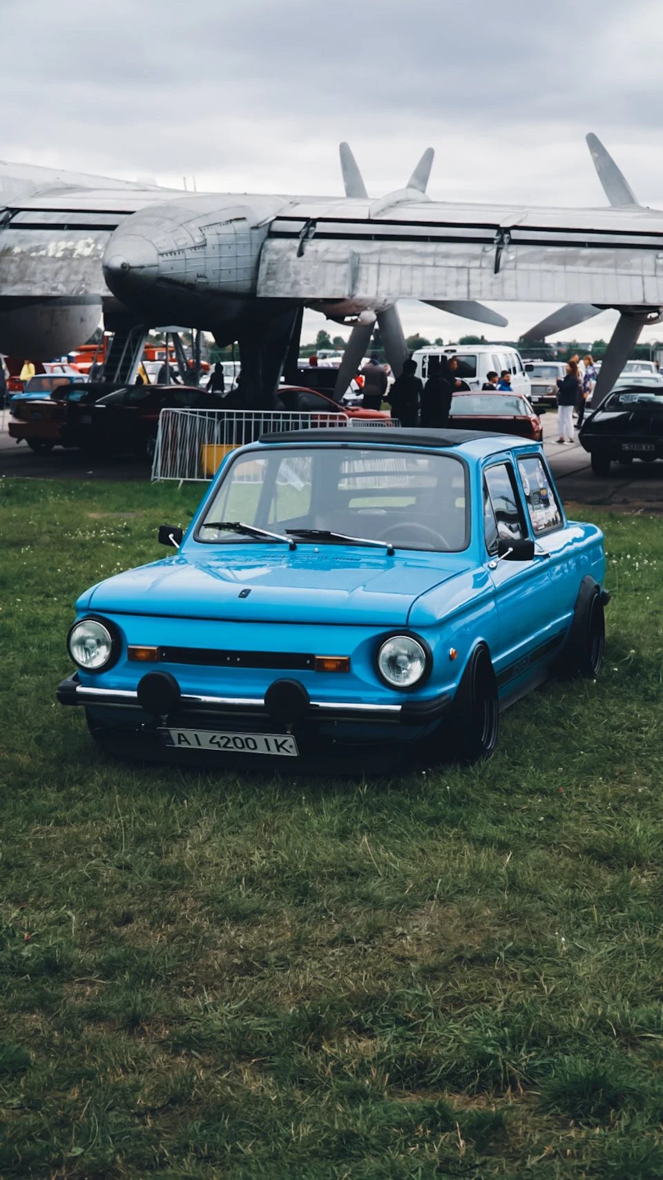 OldCarLand та RTR