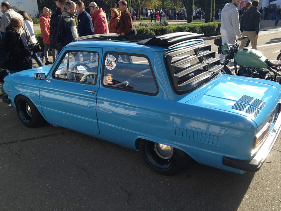 OldCarLand 4