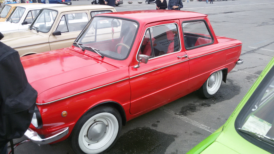 Пробіг на підтримку збірної України з футболу, від музею 🚗🚗 MVR Машини Часу 🚗🚗 1