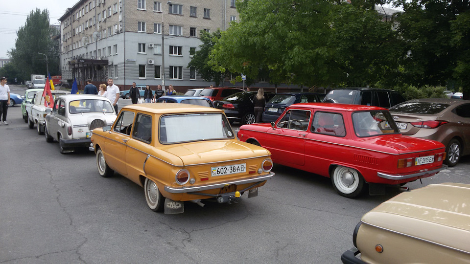 Пробіг на підтримку збірної України з футболу, від музею 🚗🚗 MVR Машини Часу 🚗🚗 3