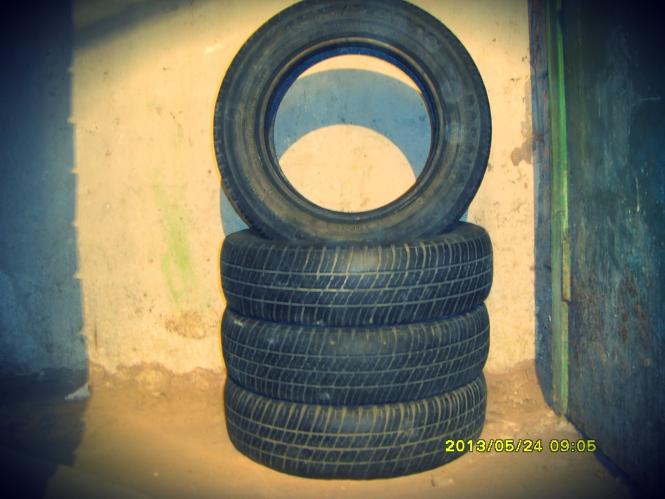I low my car. 2