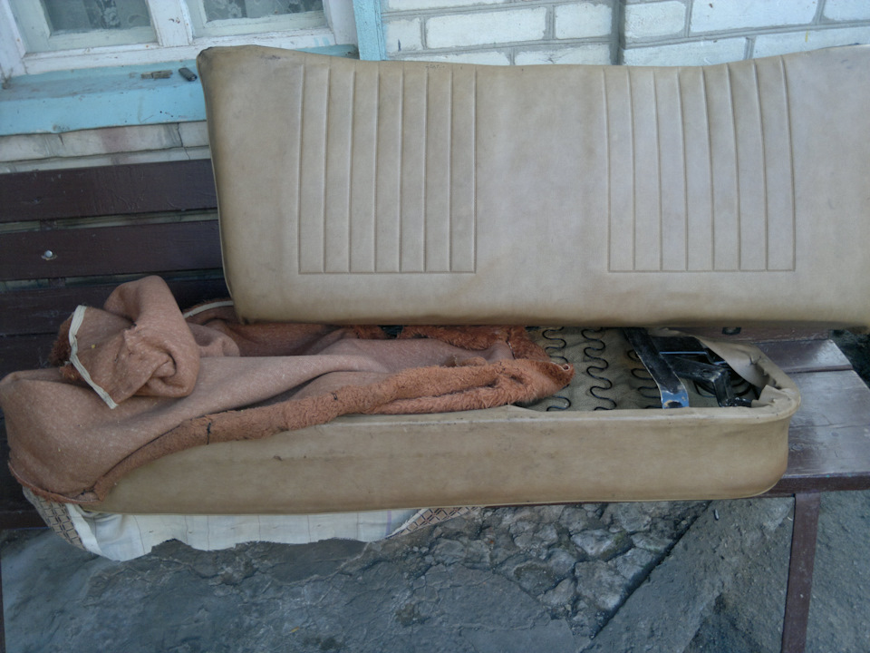 Детальний огляд автомобіля після покупки. 3