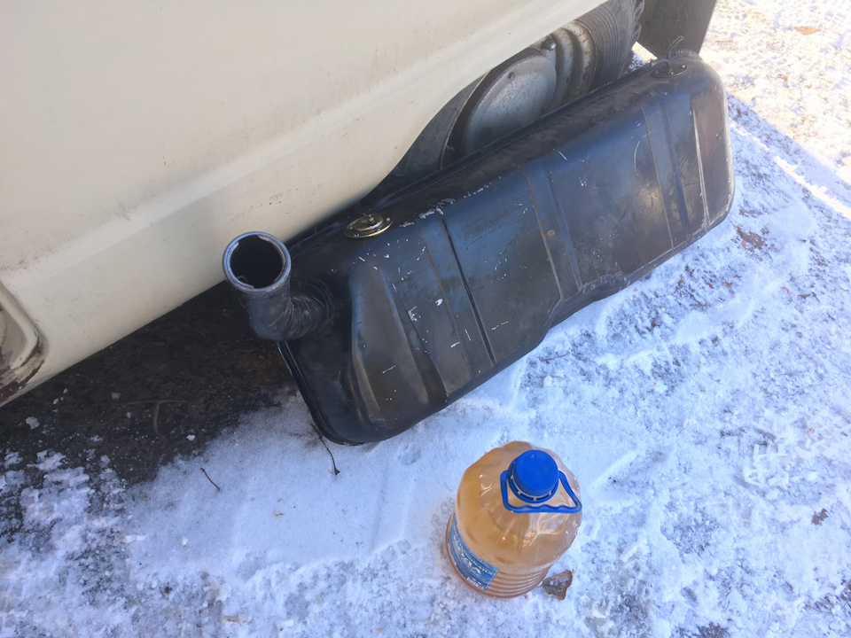 5 Зняття паливного бака, промивання, сушіння. Смолистий апокаліпсис під авто. 3