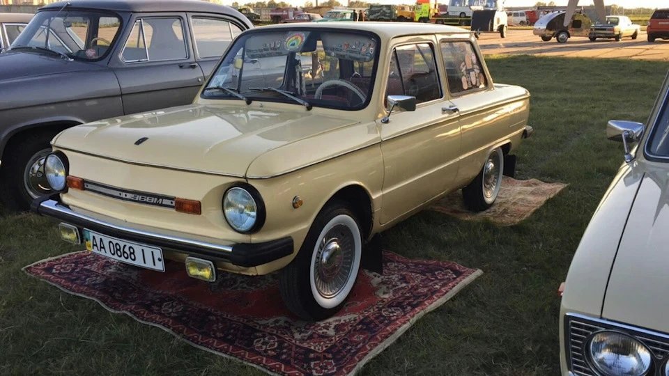 OldCarLand 2017 осінь