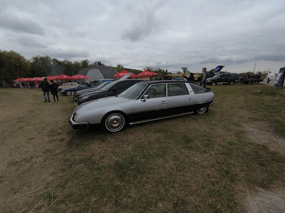 Поїздка на Old Car Land 3