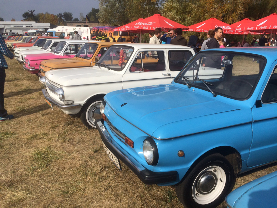 Себе показали, на інших подивилися, Oldcarland. 2