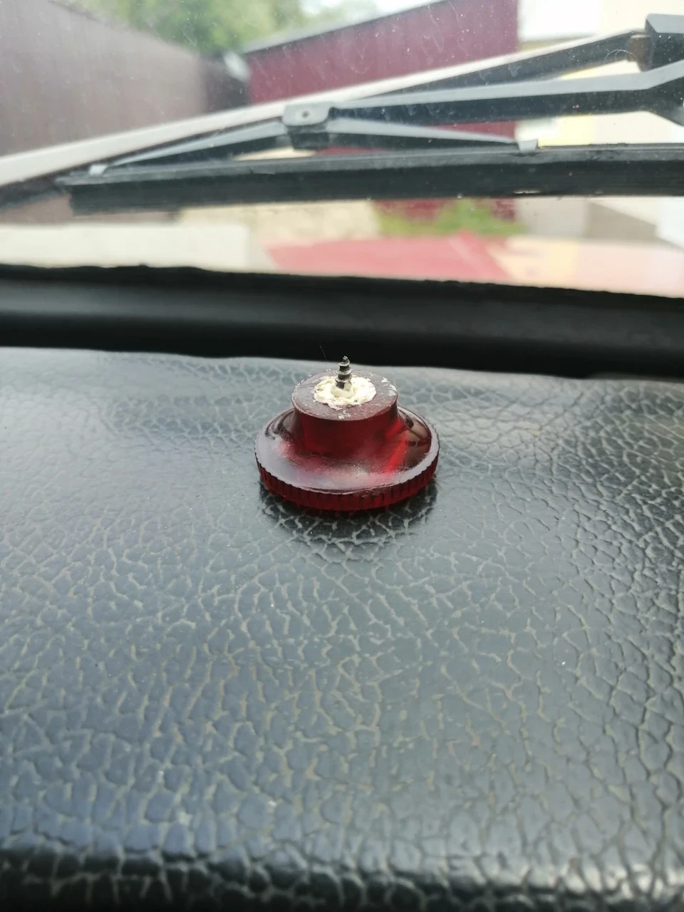 Неприємний дріб'язок) важіль аварійки