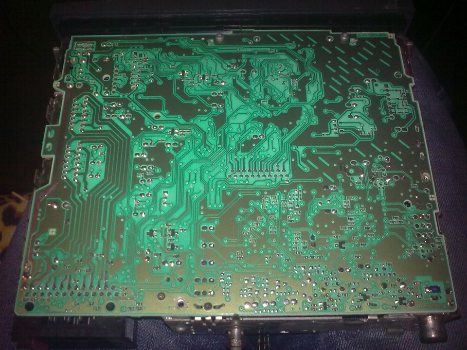 AUX в CD-магнітолу ... (Blaupunkt-cd31 lausanne) 2