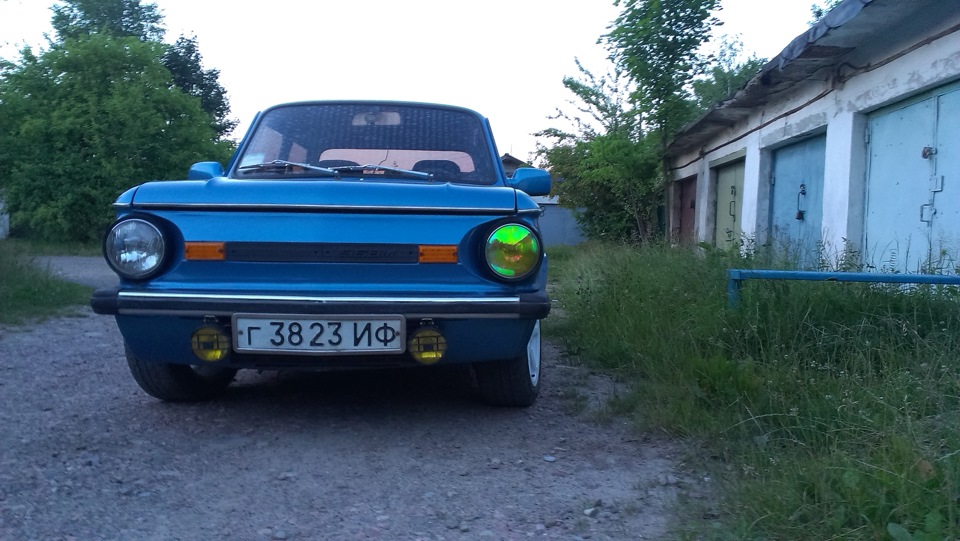 Фари в хамелеон, або хамелеон у фари? 1