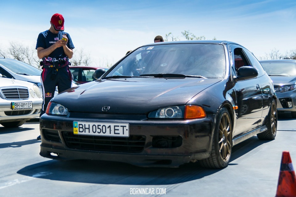 GYMKHANA 02 1