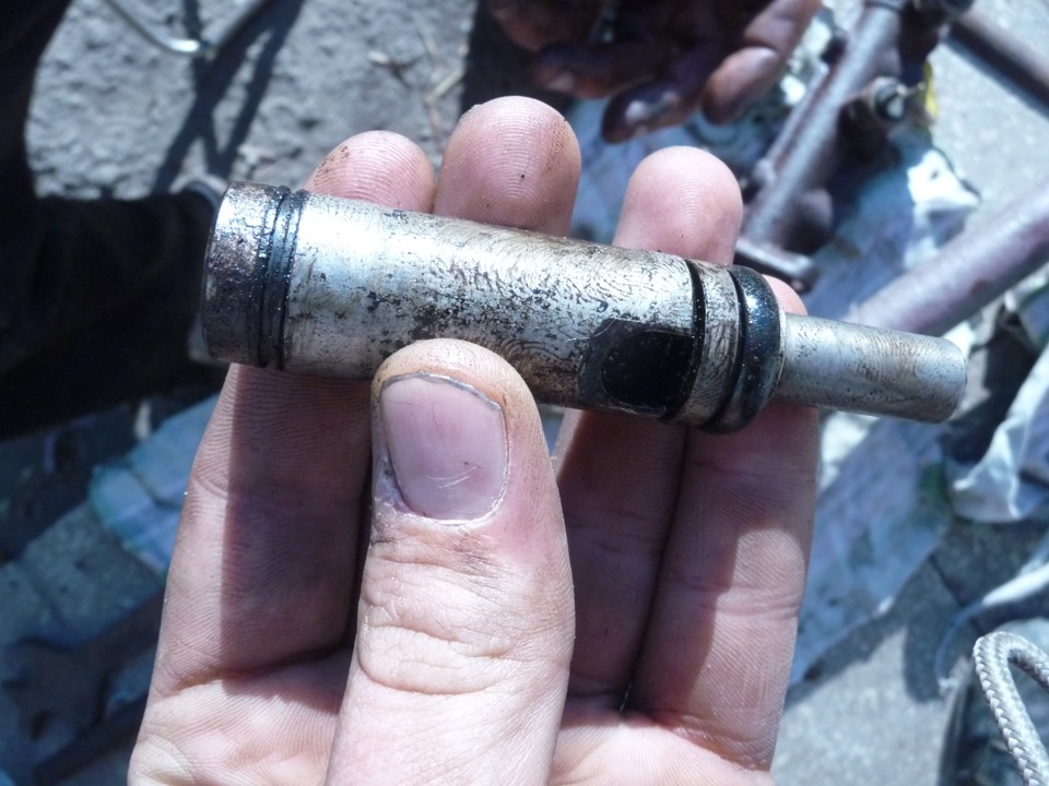 Головний гальмівний циліндр 3