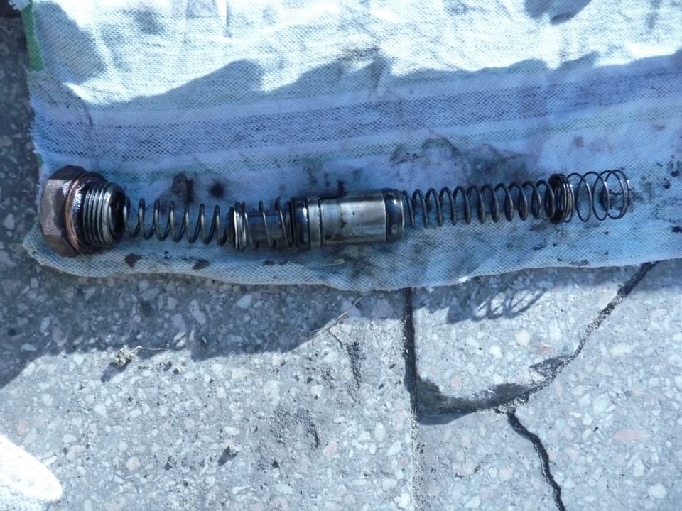 Головний гальмівний циліндр 1