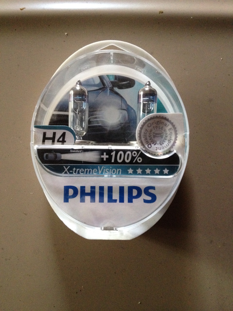 Установка ламп PHILIPS H4 60\65 W 1