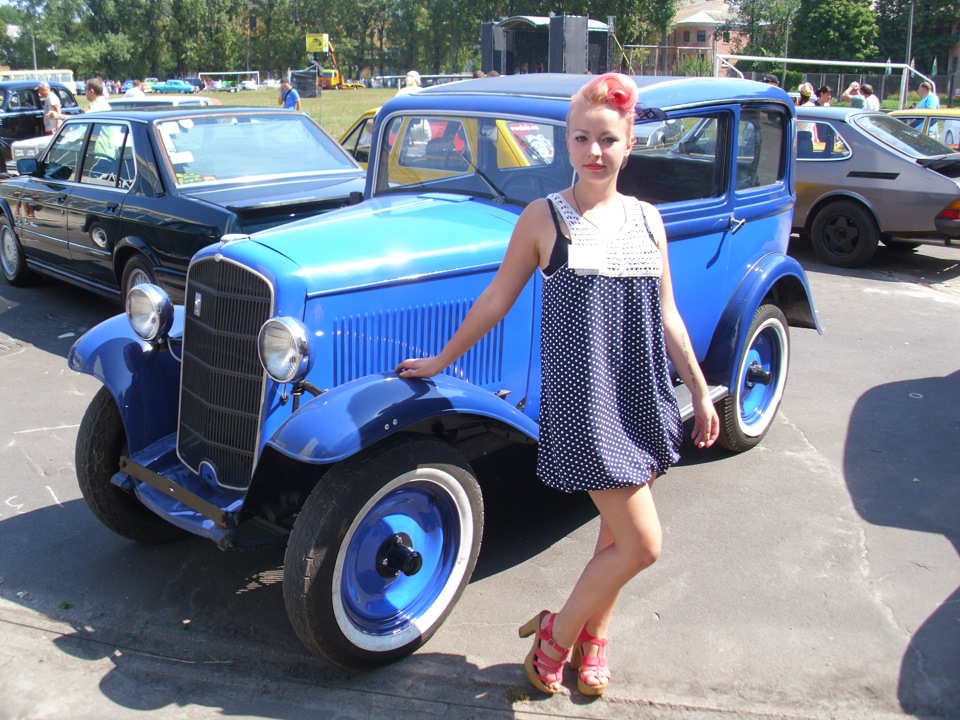 Old Car Fest 2014 (моя супутниця) 4