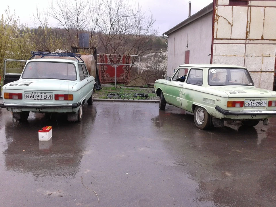 Купив новий жуж, старий на запчастини бо не вартий його)