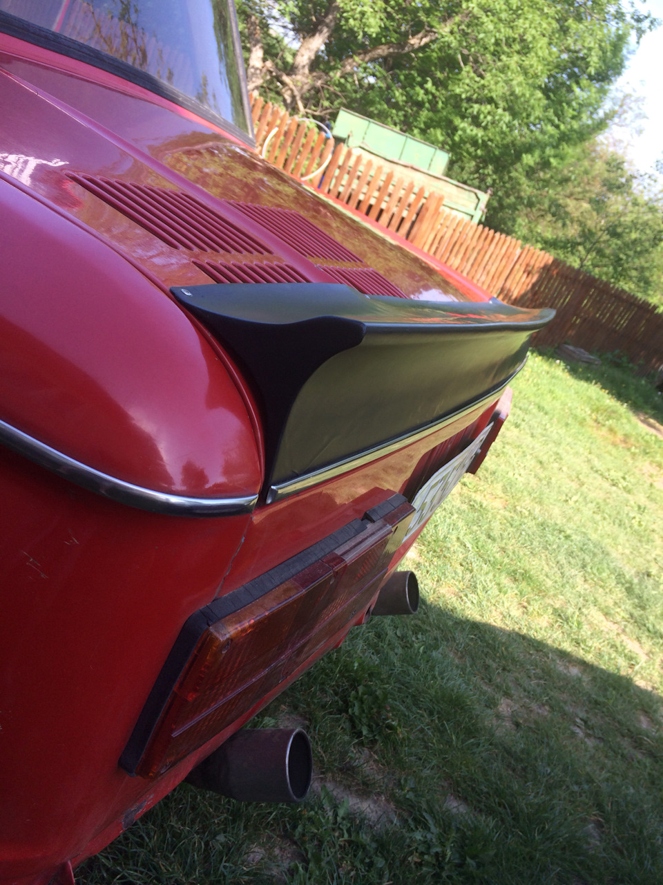 DUCKTAIL 1