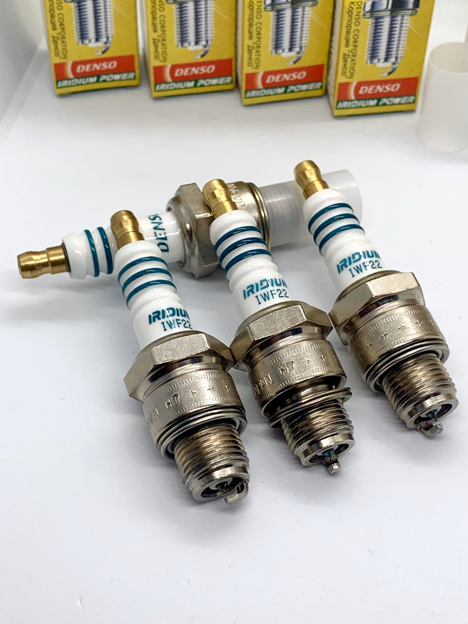 свічі DENSO iridium IWF22 2