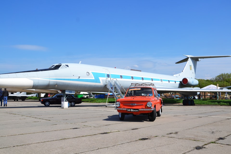 Old Car Land 22-24.04.2016. Частина 1 3