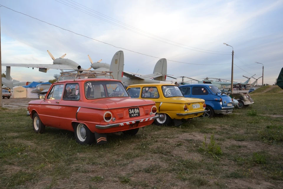 Ретро фестиваль Київ, Old Car Land