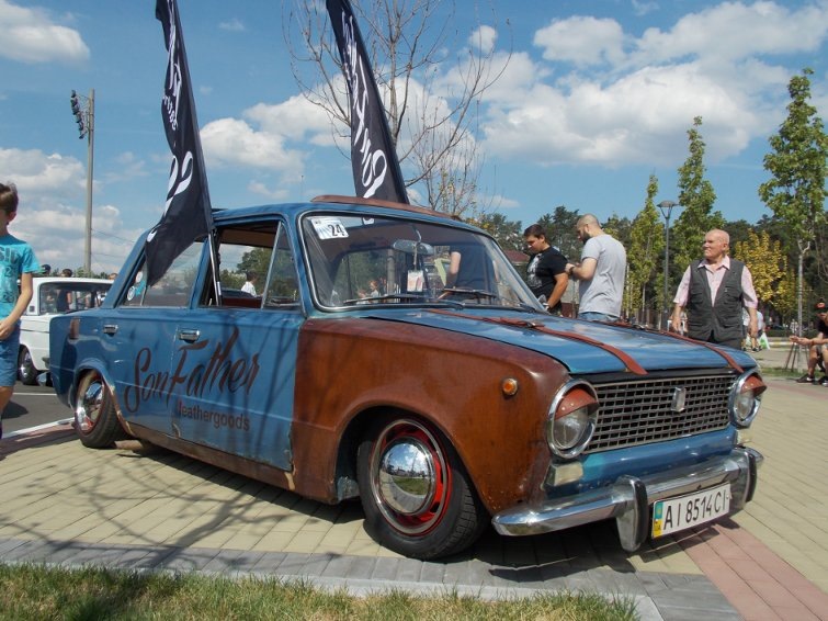 | Low Independence '15 5