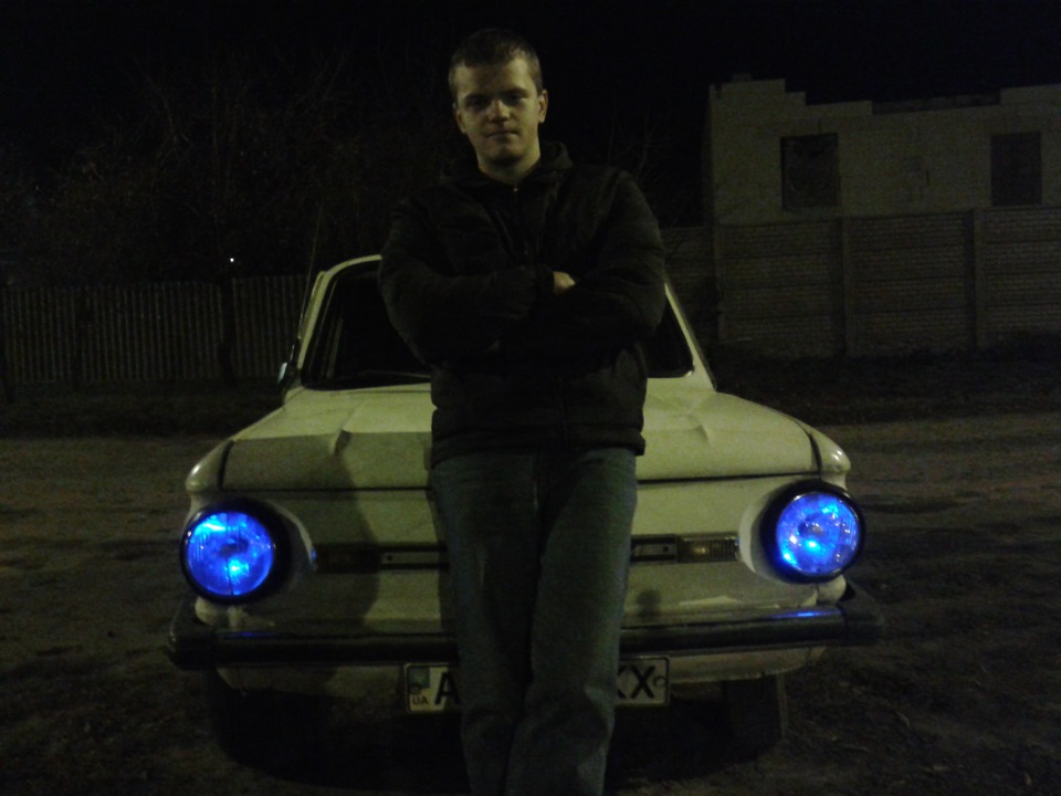 Сніжок з'явився( 4