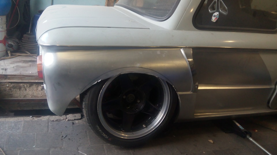 Зниження ЗАЗ 966 & BMW E21 5