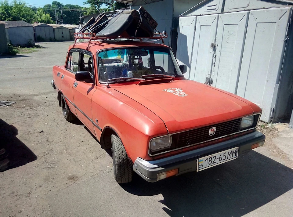 Приїхали передні сидіння