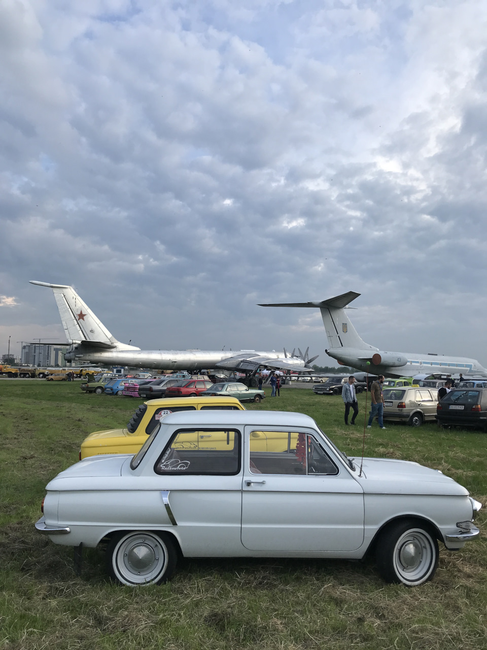 Old Car LAND 2021 1