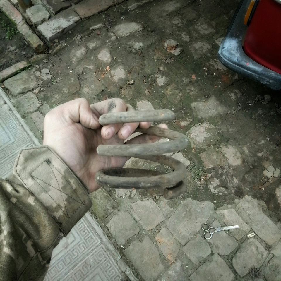 Low 4 дупа теж впала. 4