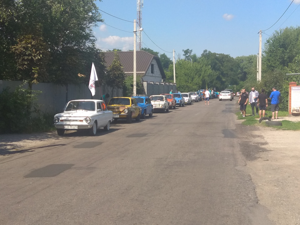 Мегасліт ЗАЗ у Дніпрі 3